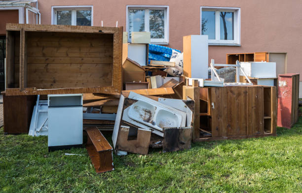 Best Retail Junk Removal  in Hutchinson, MN
